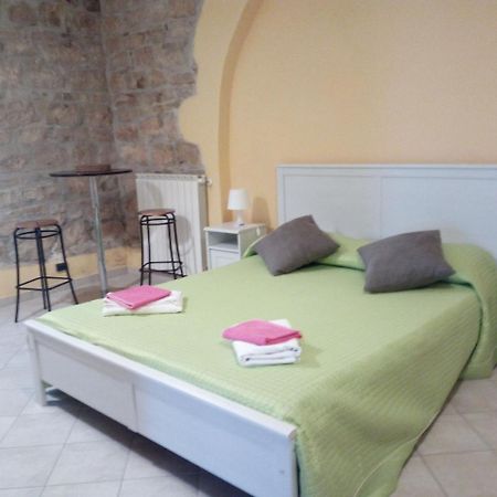 Bed and Breakfast Al Castello Веноза Экстерьер фото